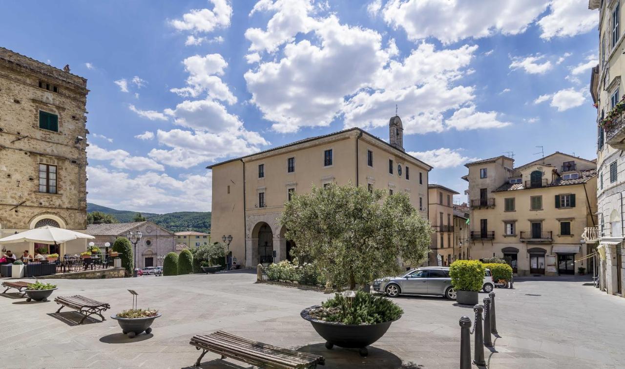 Palazzo Pio III - Residenza D'Epoca Bed & Breakfast Sarteano Luaran gambar